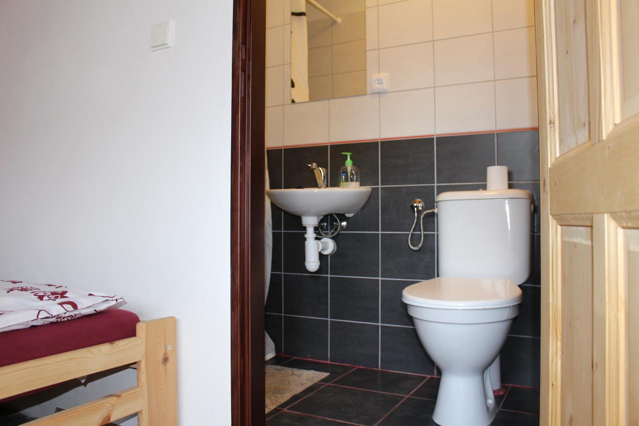 Penzion Bulhary S Vinnym Sklepem Exterior foto